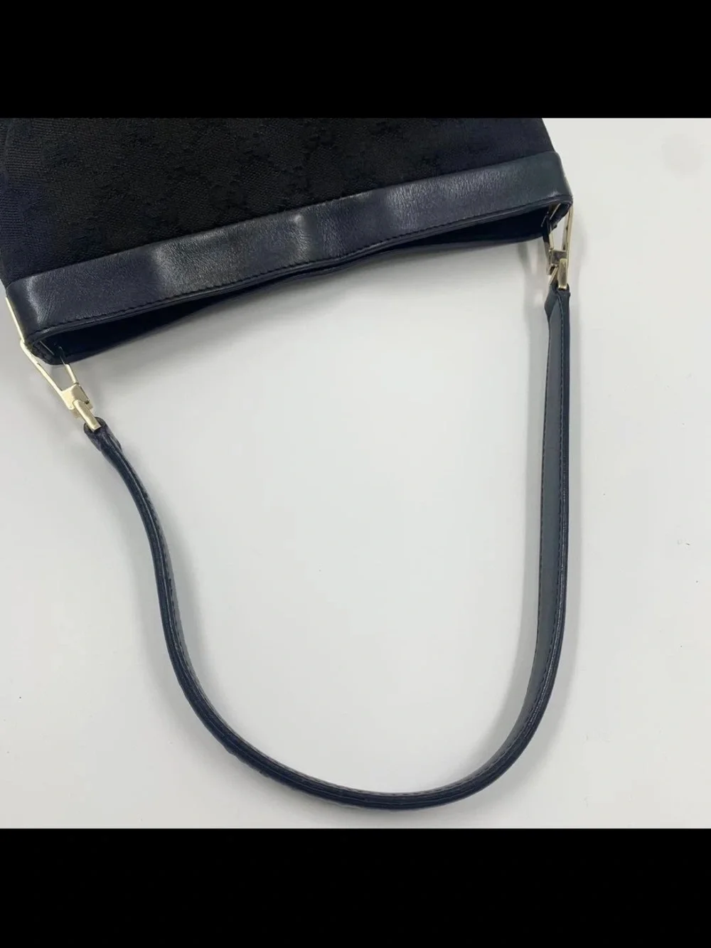 GUCCI Black GG Canvas Shoulder Bag